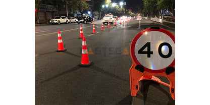 Foldable Traffic Signs – Portable Reflective Safety Signs for Roadwork, Construction & Traffic Control