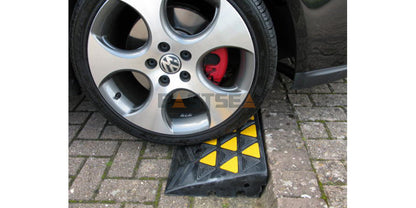 Heavy Duty Kerb Ramps for Driveways, Wheelchairs, Vehicles & Loading Docks